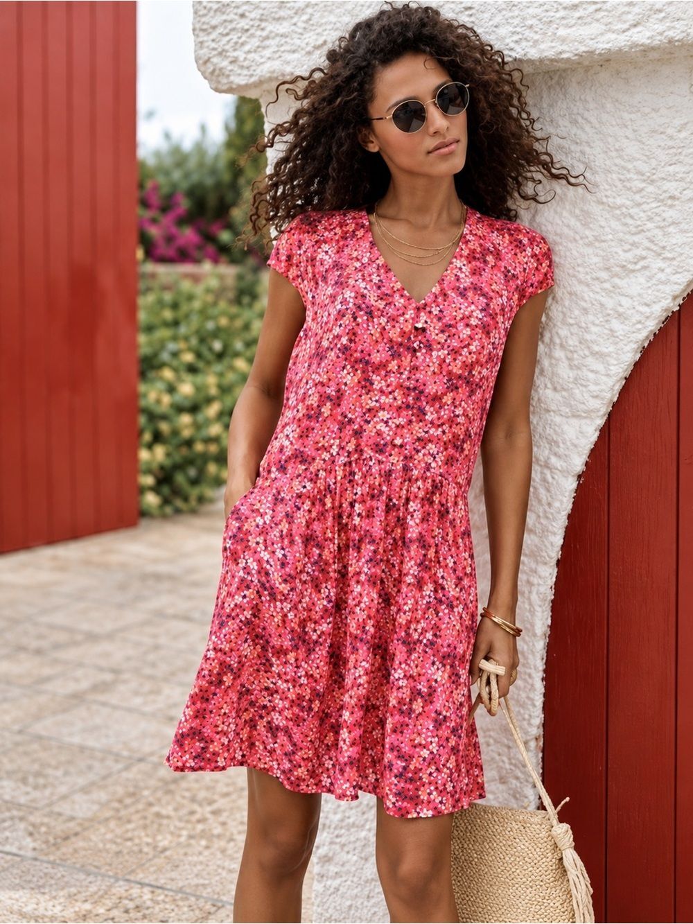 GARNETT HILL Marina Crepe Pink Floral V-Neck Short Sleeve Dress Size Large